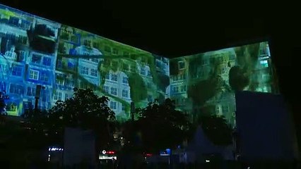 Comemorações pela queda