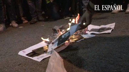 Queman fotos del Rey en Barcelona
