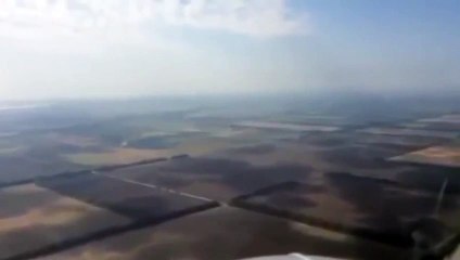 Effrayant : un oiseau impacte le cockpit d'un avion