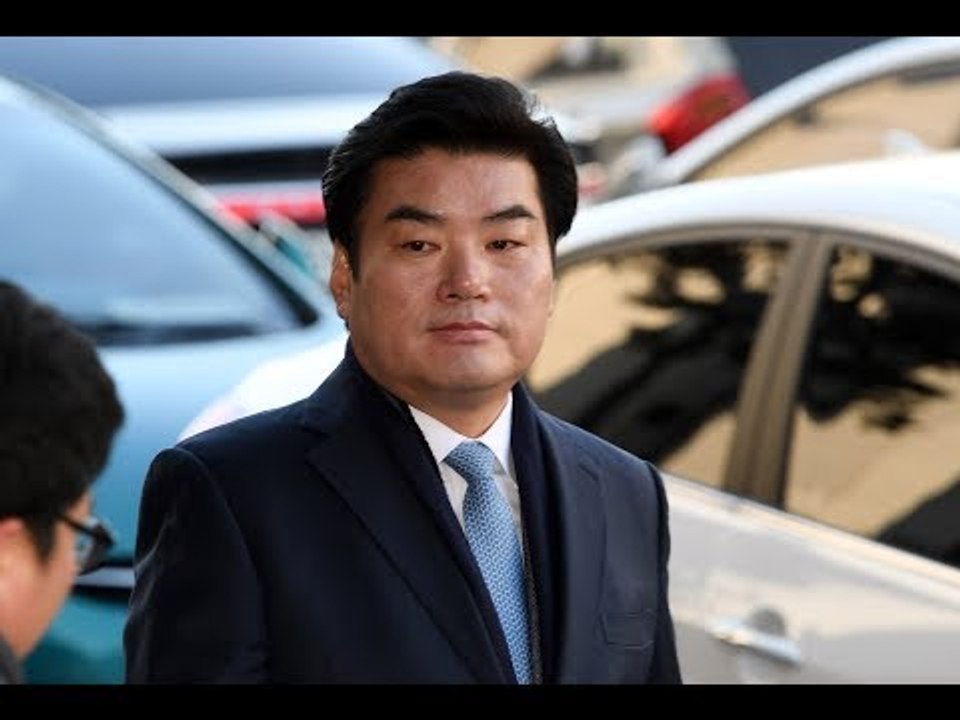 검찰, 불법 정치자금 수수 의혹 한국당 원유철 의원 소환 - 생중계