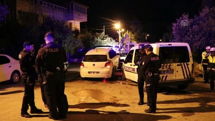 Şüphelinin aracıyla çarptığı ekip otosundaki 2 polis yaralandı - DENİZLİ