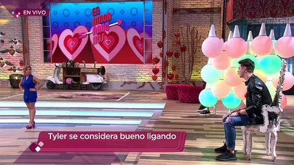 ¡Flechado de Scarlett se considera bueno ligando! | Enamorándonos