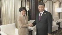 Xi apoya a la jefa del Ejecutivo de Hong Kong: 