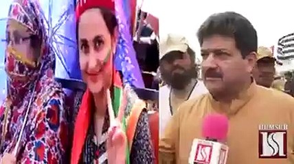 Kisses attack on Hamid Mir by JUI-F workers