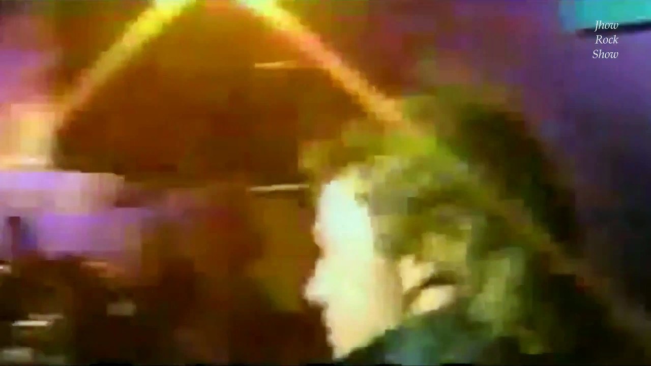 Love & Hope Special - Barry Gibb and Andy Gibb in interview