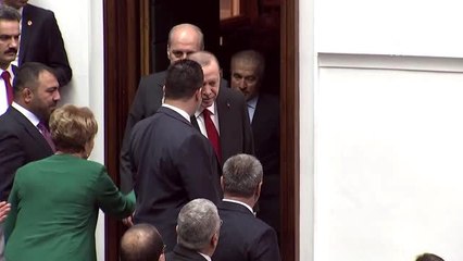 Cumhurbaşkanı Erdoğan: "Aradan geçen 17 yılda Türkiye'yi nereden nereye getirdiğimize baktığımızda...