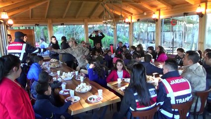 Diyarbakırlı öğrencilerden tarihi mekanlara kültür turizm gezisi