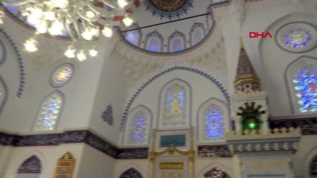 Tbmm başkanı şentop, tokyo camii ve yunus emre enstitüsü'nü ziyaret etti