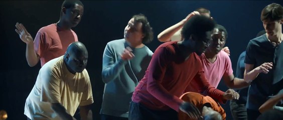 ALLES AUSSER GEWÖHNLICH Film - Clip und Trailer