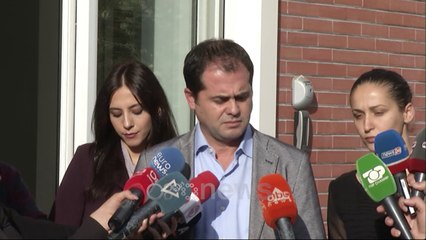 Ora News - Opozita kërkon financim shtetëror për partitë