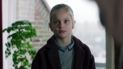 KAPSALON ROMY Film  clip- 'ik bén kapster'