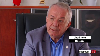 Report TV - Të rinjtë ngacmojnë dhe rrahin studentët e Ekonomikut, Kule Sherri ndodhi jashtë