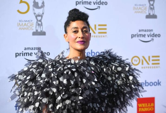 Tracee Ellis Ross to Host 2019 Fashion Awards