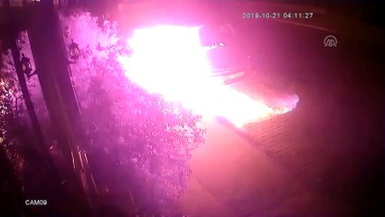 Minibüsün kundaklama anı güvenlik kamerasına yansıdı - ANTALYA