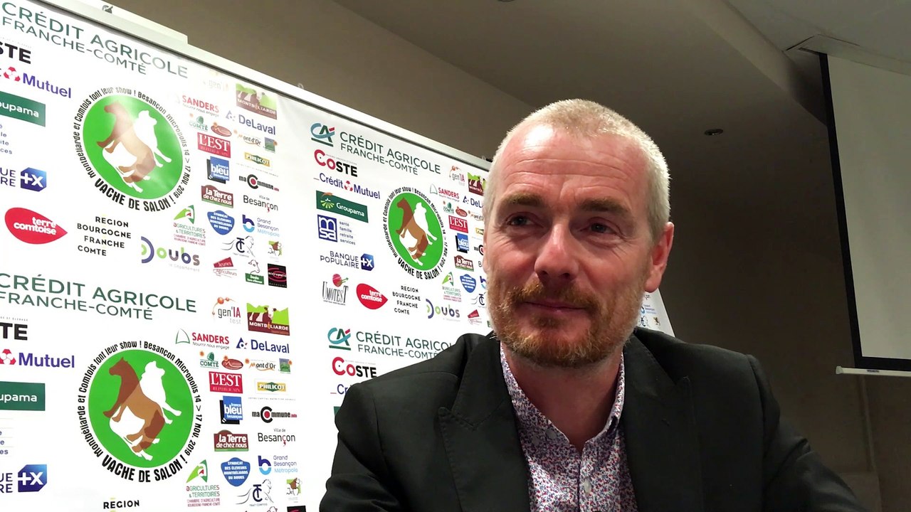 Besançon : conférence de presse de Vache de Salon