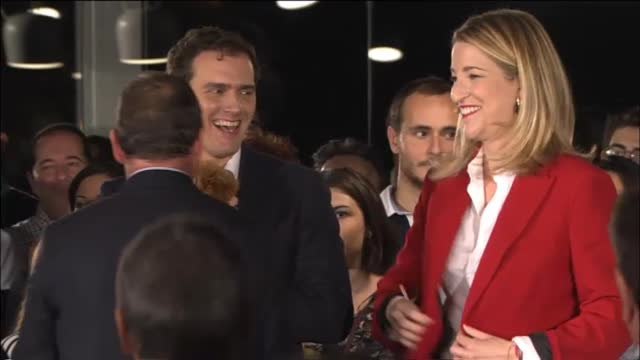 Rivera hace campaña en Valencia por los diferentes tipos de familias