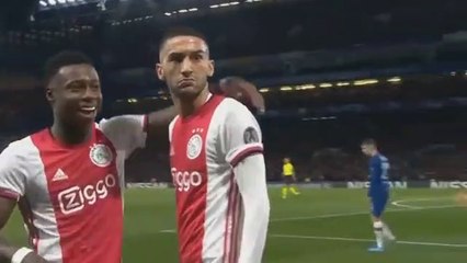 Hakim Ziyech Goal Chelsea 1 - 3 Ajax - 05.11.2019