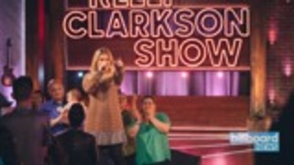 Kelly Clarkson Beautifully Covers Taylor Swift's 'Delicate' | Billboard News