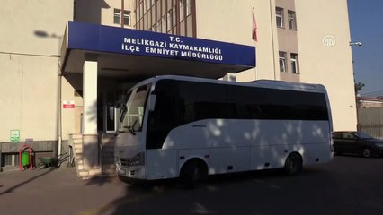 Kayseri'de düzenlenen eş zamanlı operasyonda aranan 38 kişi yakalandı