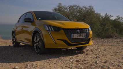 Peugeot e-208 GT – Test drive and Full Review