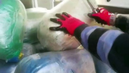 Öğrenci servisinde 176 kilogram esrar ele geçirildi