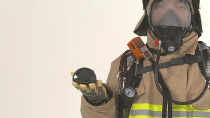 [기업] 삼성전자, 소방서에 '열화상 카메라·재난현장 통신장비' 기부 / YTN