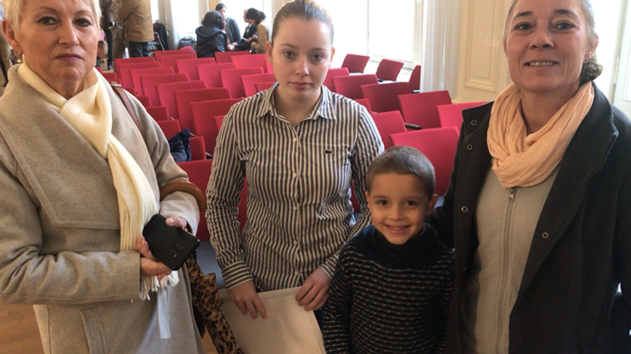 À Rennes, Alizée rejoint l’armée : l’émotion de sa maman et de sa grand-mère