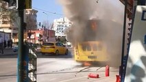Bursa'da belediye otobüsü alev alev yandı