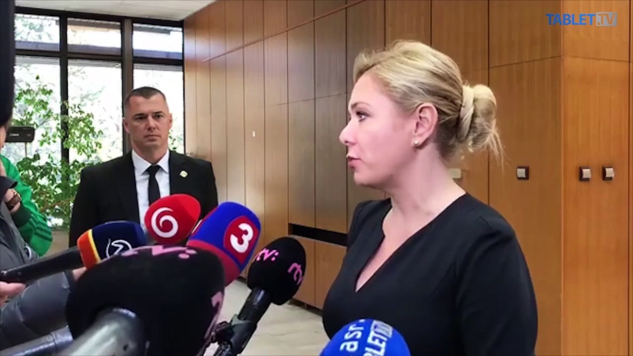 ZÁZNAM: Brífing ministerky vnútra D. Sakovej