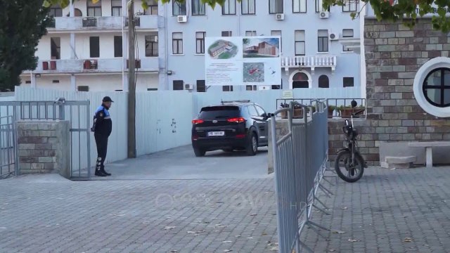 Ora News - Vritet pranë banesës 43-vjeçari në Dukagjin
