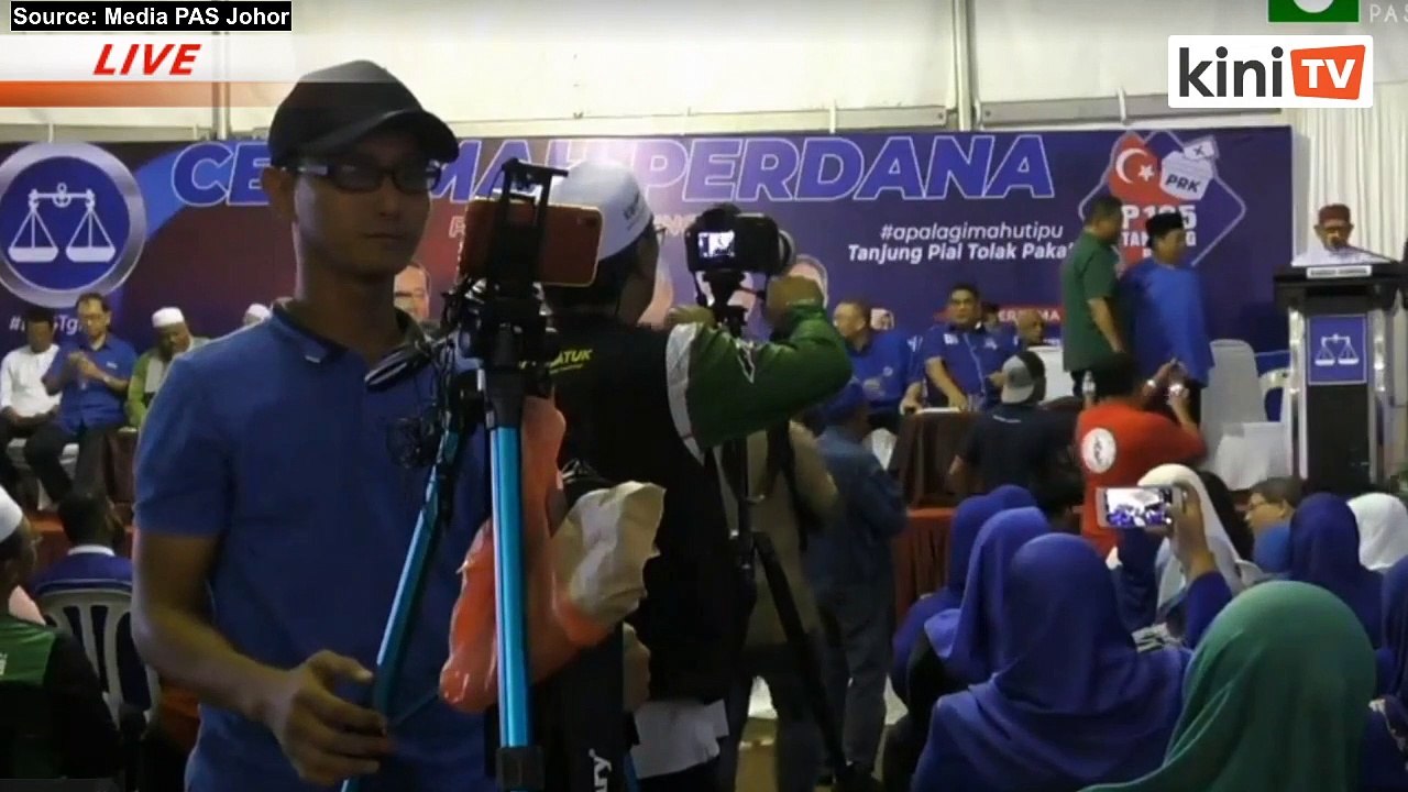 LIVE: 'All-star' ceramah featuring the top leaders from BN & PAS in Tanjung Piai (4)