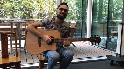 Présentation de la guitare Lag/HyVibe