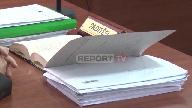 Ekskluzive - Misteri/ Gruas avokate të prokurorit Arian Ndoja i dhuruan 196 mijë m2 tokë në Durrës