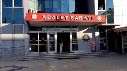 Uyuşturucu ticareti yaptıkları iddiasıyla 2 kişi yakalandı