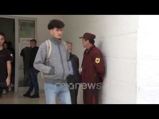 Ora News - Studentët të pasigurt: Të shtohen kamerat dhe rojet private