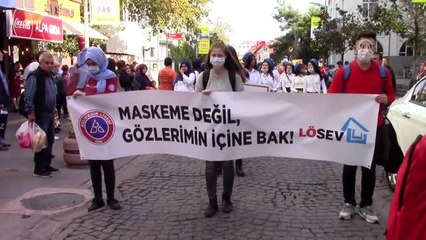 Lösemi hastaları için "maskeli yürüyüş"
