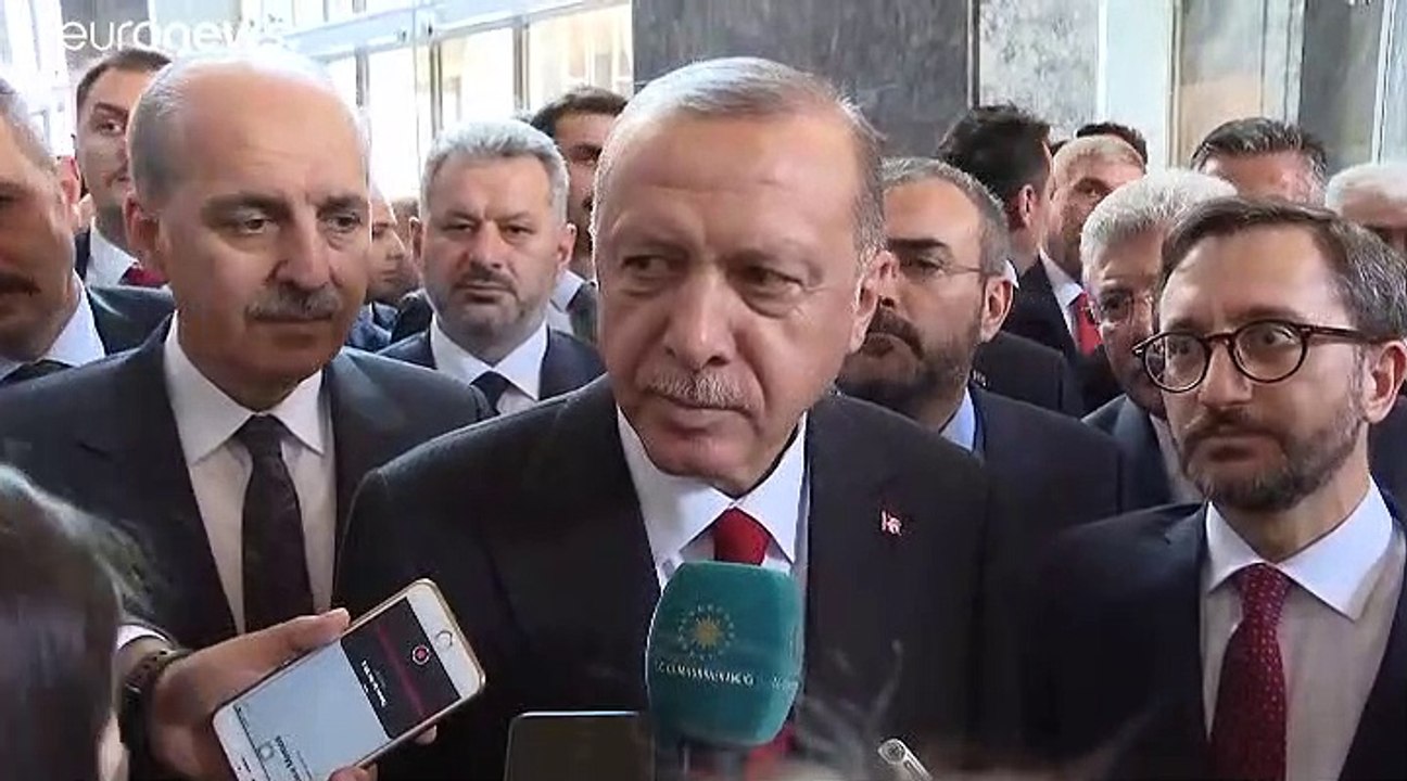Cumhurbaşkanı Erdoğan'dan Bülent Arınç'ın KHK açıklamasına tepki: Esefle karşıladım