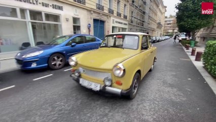 Video herunterladen: VIDÉO - 30 ans après la chute du Mur, ils vont faire Paris-Berlin en Trabant : trajet avec Claude Martin, possesseur d'une Trabant 601 Luxe