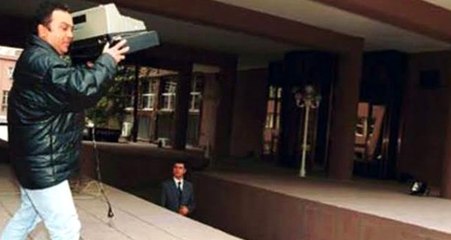 Ekonomi kötü diye yazar kasa fırlatan adam, yıllar sonra itiraf etti: Ecevit'i özledim