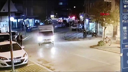 Bursa polisten kaçan şüpheli, kovalamaca sırasında kaza yapınca yakalandı