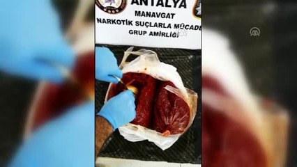Salça poşetine gizlenmiş esrar ele geçirildi