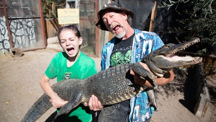 13-Year-Old Girl Wrangles Deadly Gators | BEAST BUDDIES