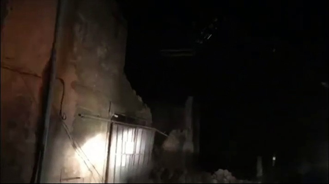 Travaux de sécurisation sur la batisse qui s'est effondrée, samedi 2/11 23h TRETS