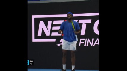 Masters Next Gen - Le coup de squash fabuleux de Tiafoe contre Humbert