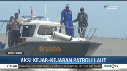 Petugas Patroli Laut Kejar Nelayan yang Gunakan Pukat