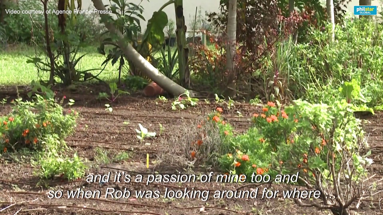 The man who is growing and foraging 100% of his food