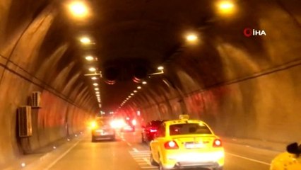 İstanbul'da asker konvoyu tüneli trafiğe kapattı