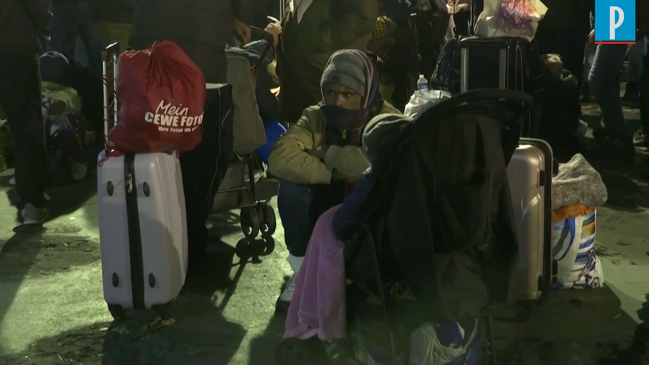 Des centaines de migrants évacués de la porte de la Chapelle