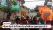 पीएफ घोटाले के विरोध में कांग्रेसियों ने ऊर्जा मंत्री का पुतला फूंका, जिलाध्यक्ष के पायजामे में आग लगी