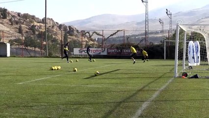 Yeni Malatyasporlu futbolcular galibiyete odaklandı
